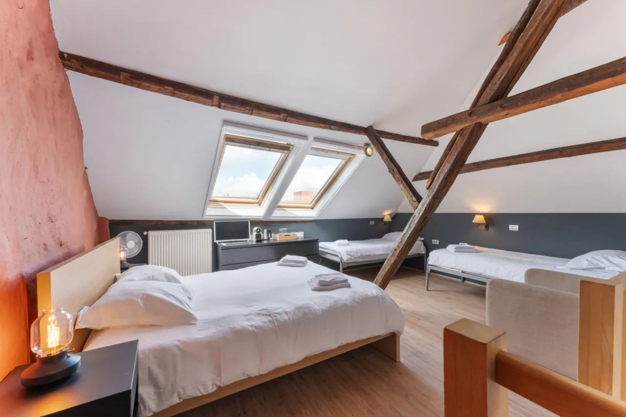 The Heritage Loft, The Lake Suites Brujas